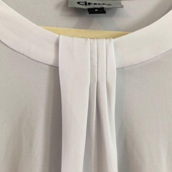 Womens Cintas White Short-Sleeve Pleated Blouse Size S - Picture 3 of 5